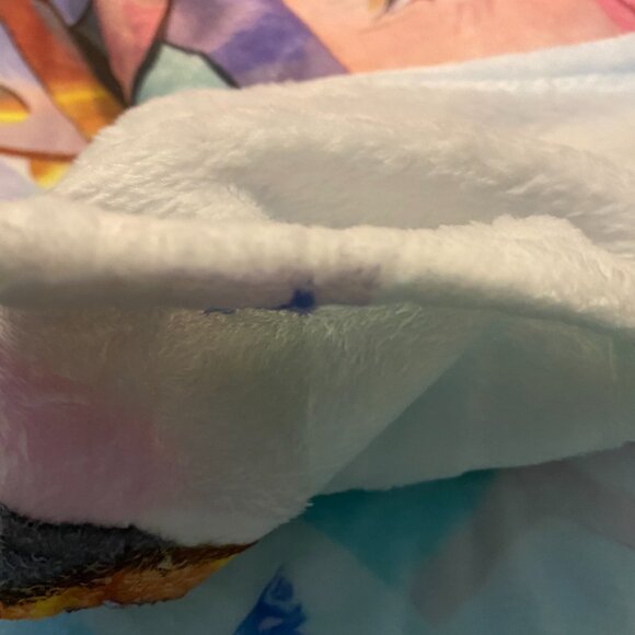 K-Pop Demon Hunters Fleece Blanket, 50x60" Soft, Sofa, Bed, Office, Gift, New - Picture 7 of 7